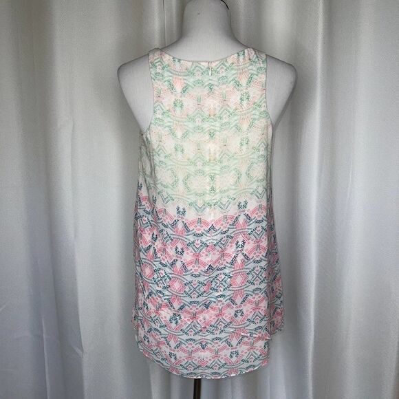Cabi Style#250 Mosaic Print Layered Tank - Picture 4 of 8